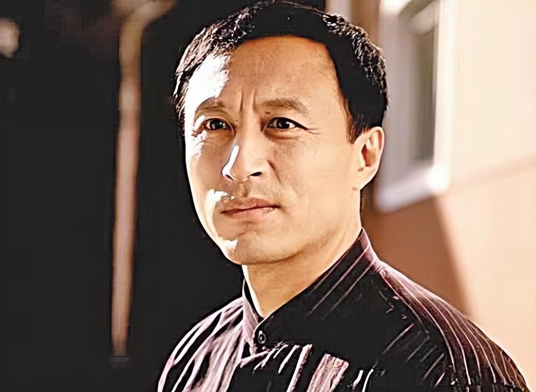 回顾王洛勇曾是胡歌恩师独闯美国16年感激19岁嫁给自己的丁宁