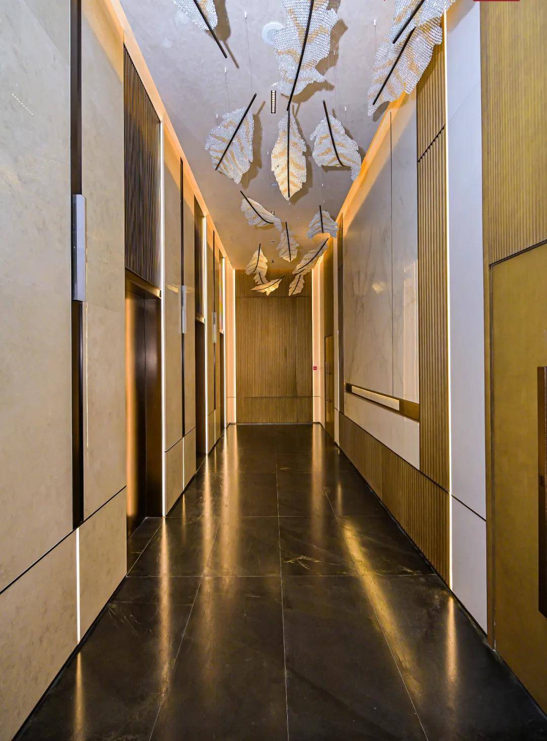 真金不怕火炼白鹅潭cbd百亿大盘持续火爆炸场广州楼市