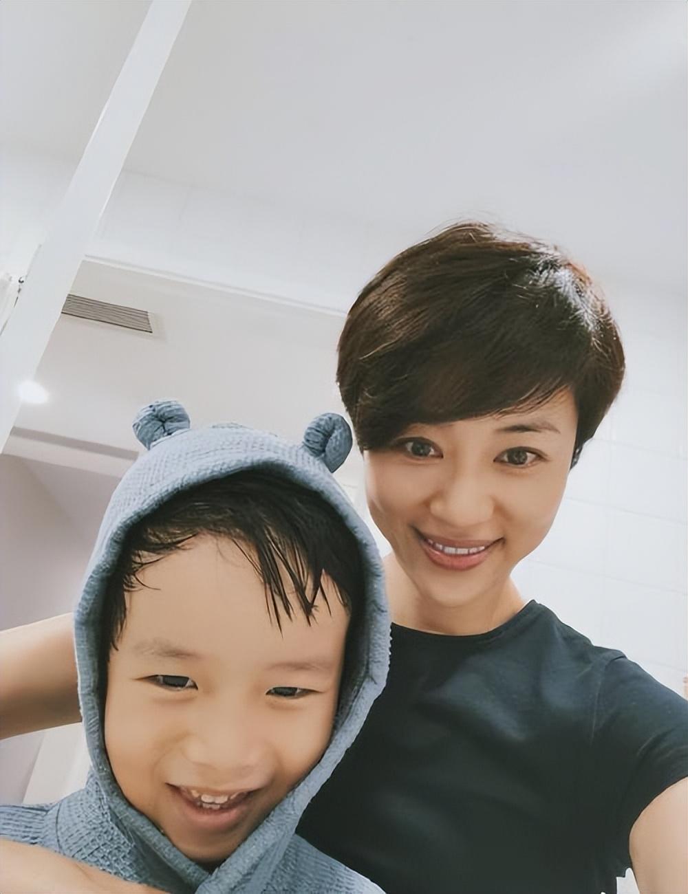 回顾张龄心曾和男友坚持丁克婚后却成宠子狂魔经历了什么