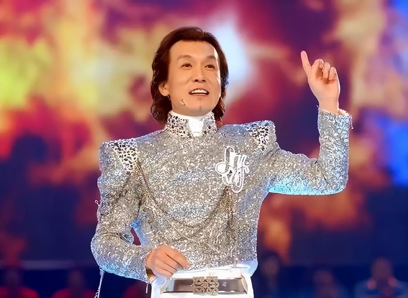 回顾李咏时隔5年死因被揭开不是去美国享福怕年迈父母担心