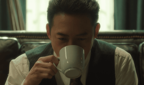 全程眯眼撇嘴做作46岁王阳出手把演技炸裂玩出新花样