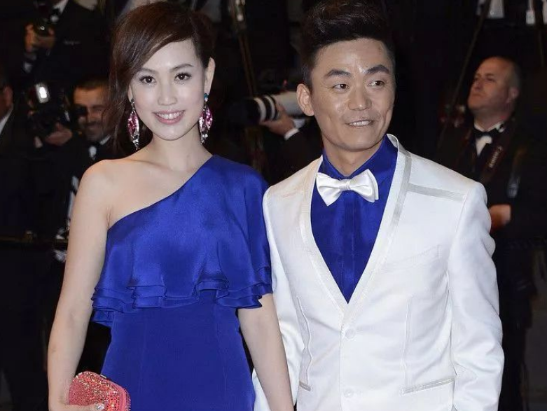 回顾马蓉和王宝强离婚6年了如今生活状况如何了