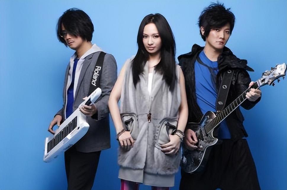 回顾詹雯婷淡出公众视线多年离开飞儿乐队有遗憾