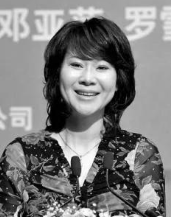 回顾曹燕华乒坛大魔王冠军拿到手软一婚同行二婚被宠成宝