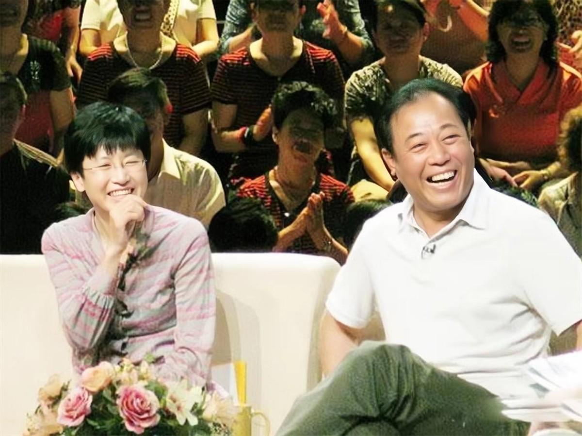 回顾一级演员冯恩鹤为爱息影12年捧出妻子与儿子两个博士