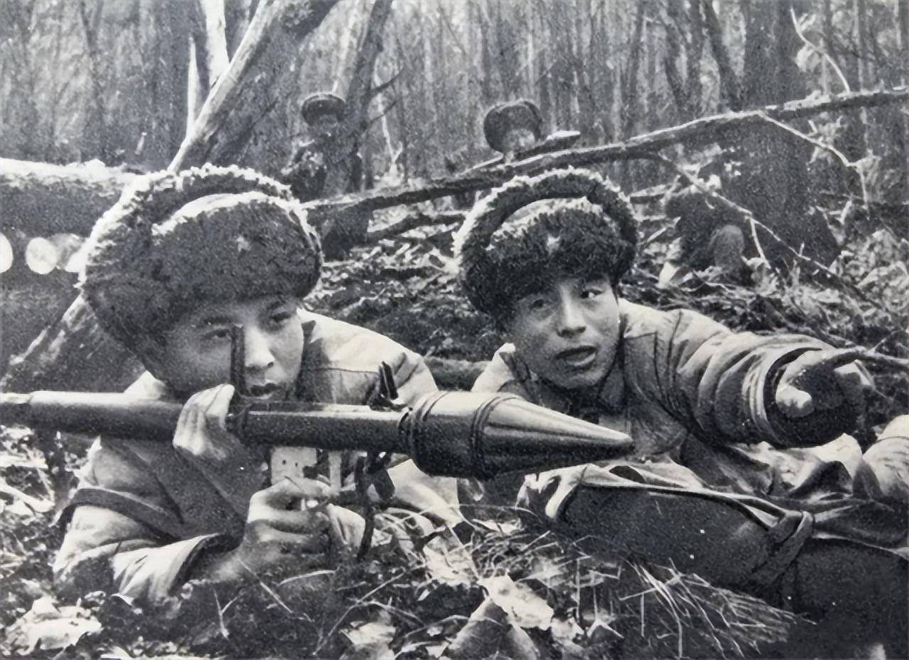 珍宝岛隐藏历史冰雹火箭炮第一次实战开火前惨遭中方炮火覆盖
