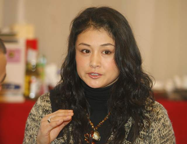 回顾于月仙一生无儿无女去世两年后丈夫张学松的做法让人泪目