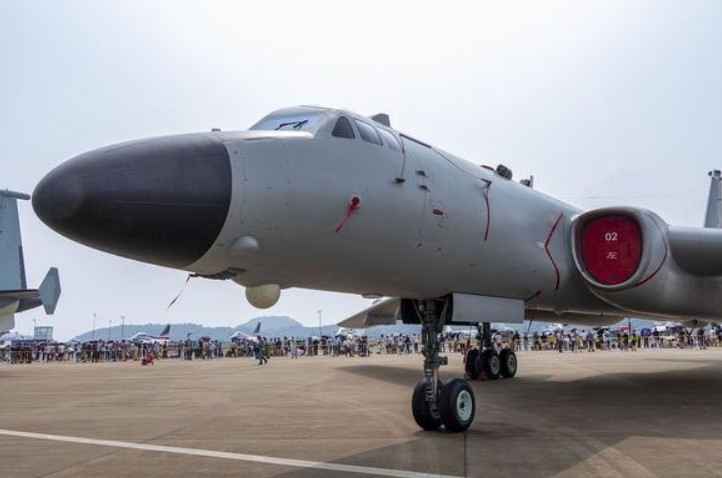 回顾美俄两国分别是哪两款上榜我国的轰炸机发展到哪一步了