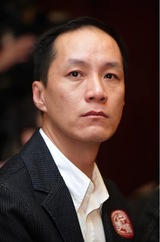 回顾80年代当红女星李羚与初恋老公恩爱38年无儿无女也幸福