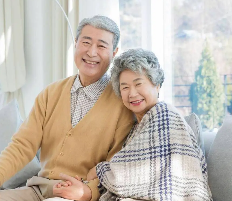 回顾老年人多走路更长寿?医生:过了70岁,这几个"长寿"