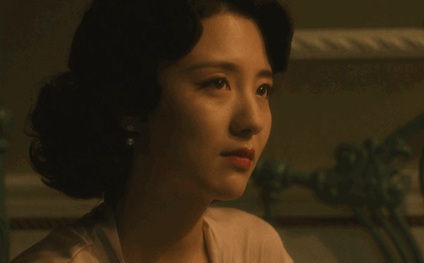 态度强烈却柔中有刚,语气里还带有一丝娇嗔,看得出,这个女人真的沦陷