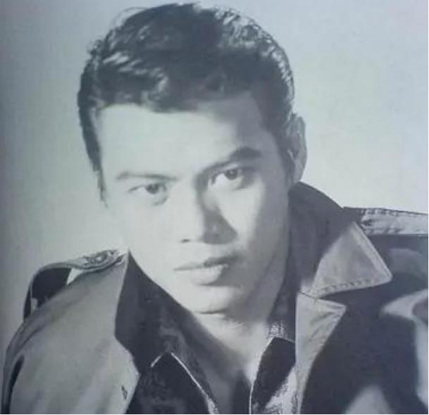 1995年女明星乐韵跳下13楼母亲不闻不问拒绝参加葬礼