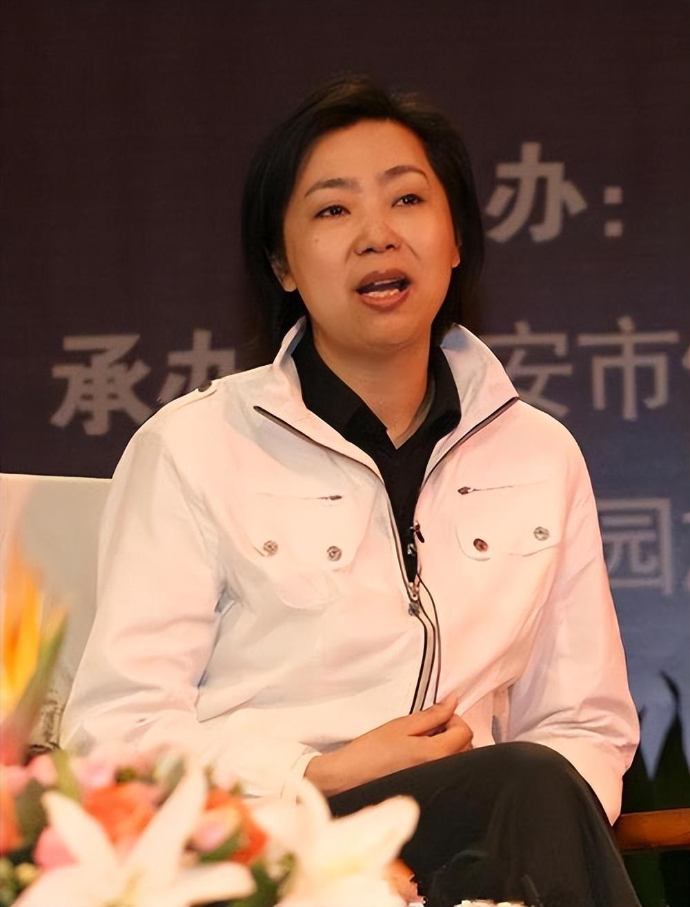 回顾梁艳一个传奇一般的女子现在又是什么光景