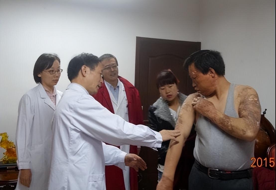 一,危难显真情,火场勇救三岁童