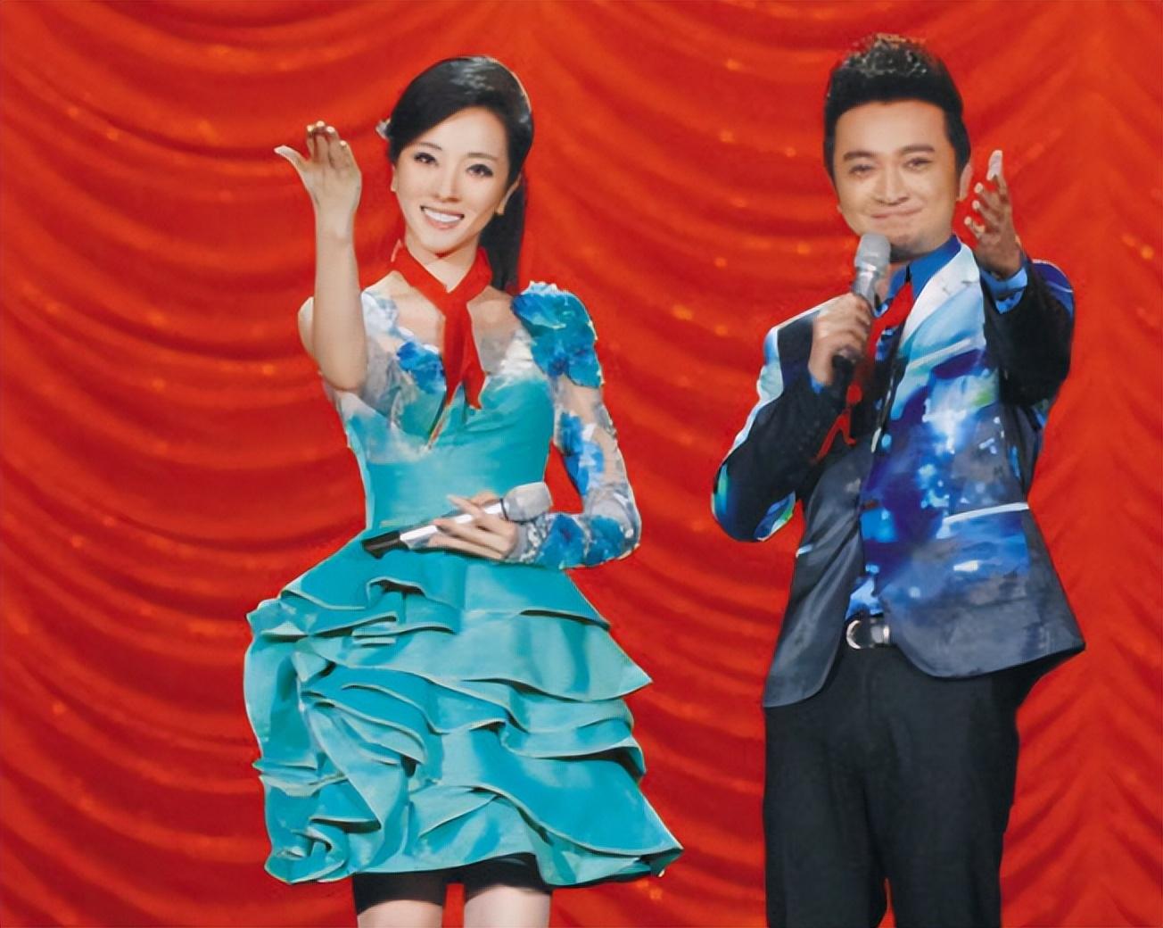 毕业之后,她参加了央视的《挑战主持人》节目.