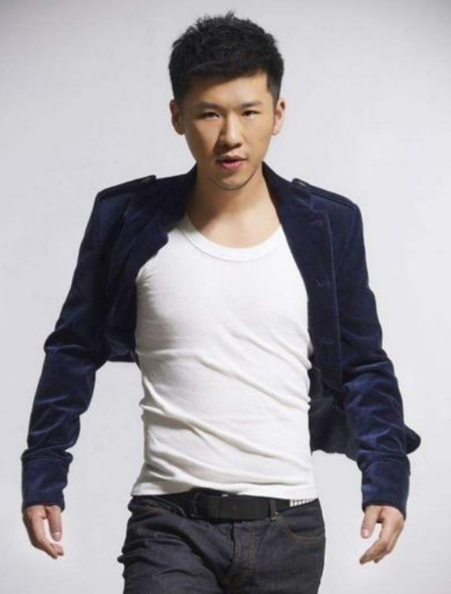 回顾王馥荔之子王骁他的自知之明打脸多少滥竽充数的星二代们