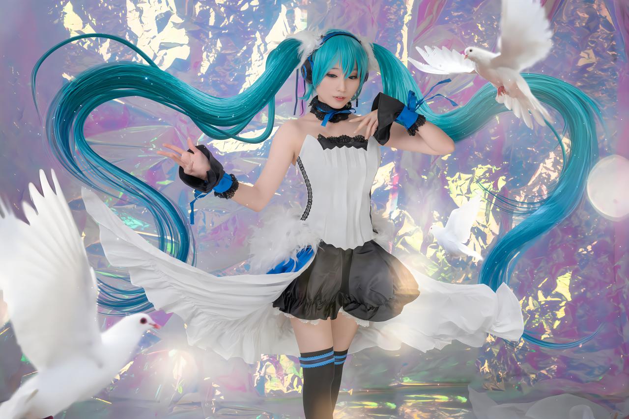 福利社cosplay《初音未来》我们的初恋