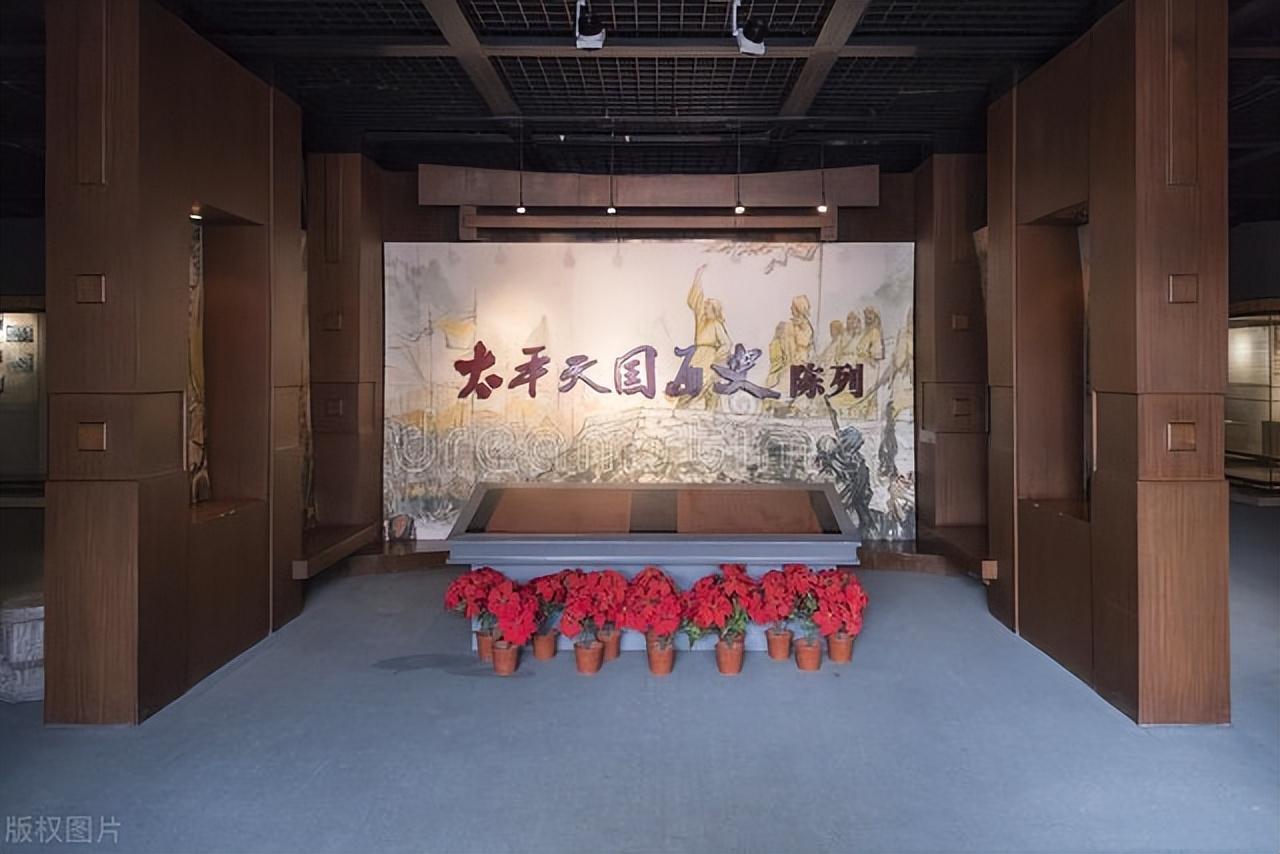 进驻郴州不到十天,西王萧朝贵亲率曾水源,林凤祥,李开芳等两千余将士