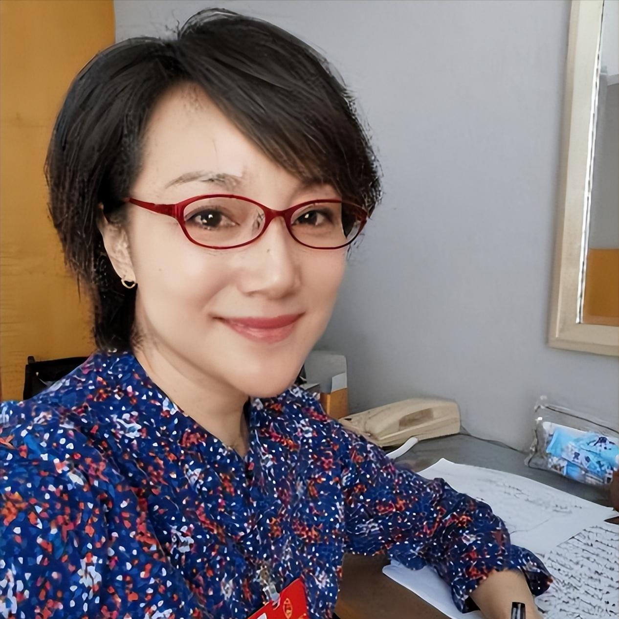 回顾黄梅戏五朵金花4人无儿无女1人遭诟病晚年生活还好吗