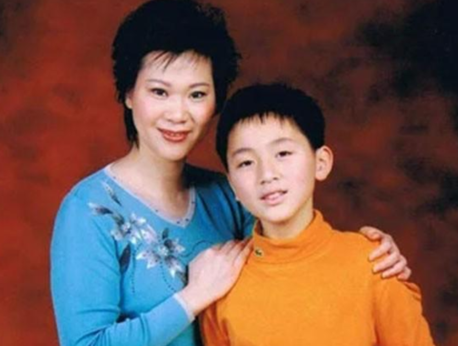 早在邓亚萍时期,我们就取得了许多奖项.