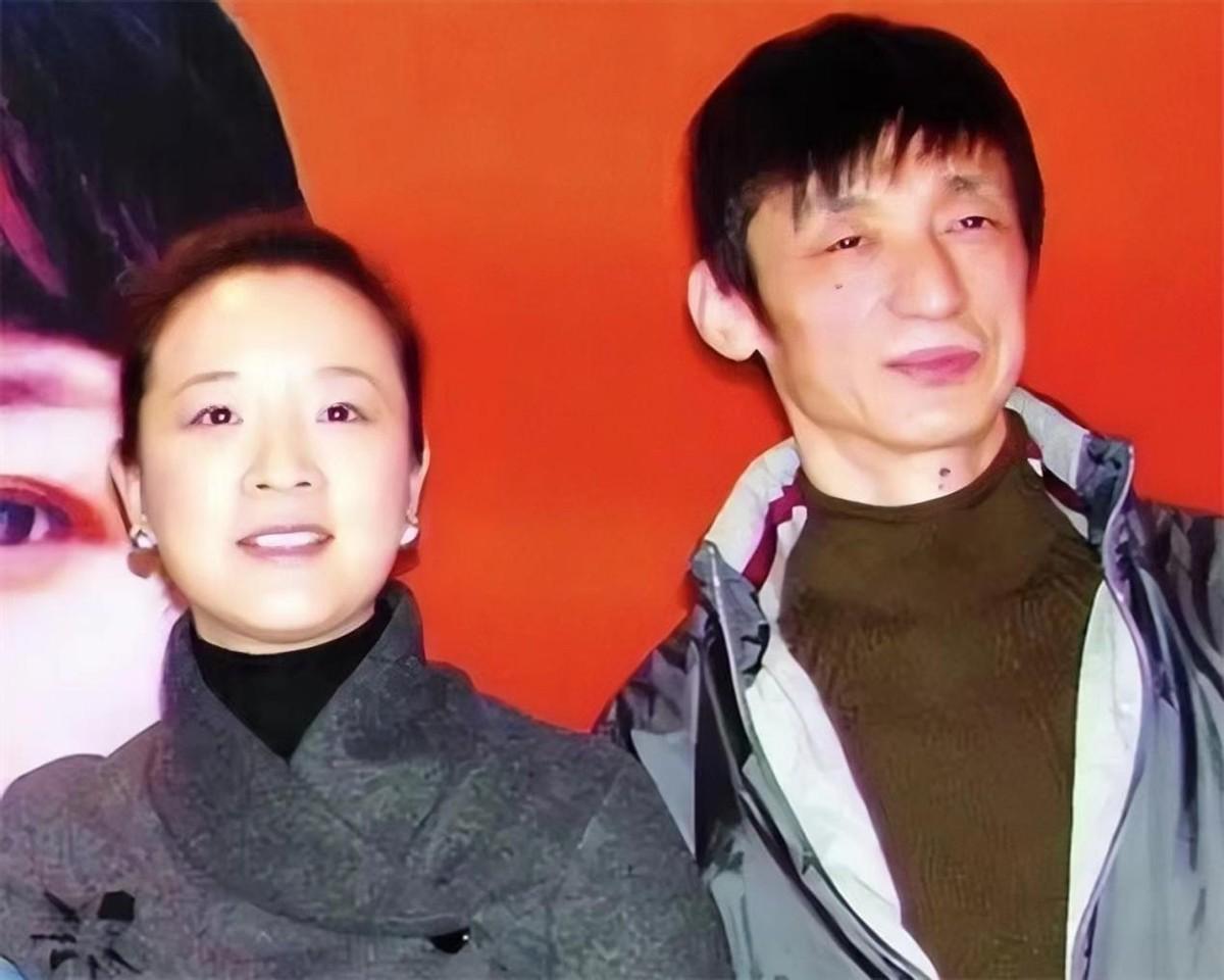回顾导演刘惠宁娶大3岁陈小艺妻子屡传绯闻坐轮椅也不离婚