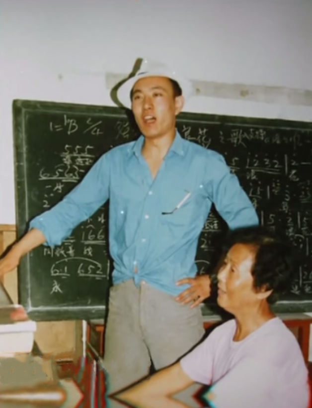 回顾老戏骨姚刚因演反派成名后男婚女嫁成了他的难题