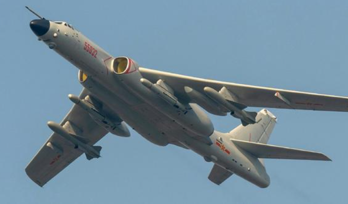 轰6n是世界上服役的轰炸机当中,唯一可以量产的机型