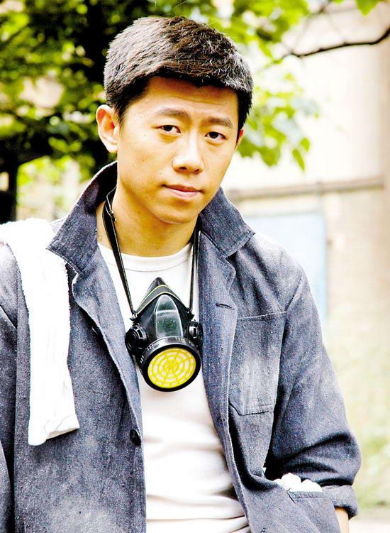 回顾夏雨结婚不邀请父亲婚后与母亲明算账妻子袁泉感到心疼