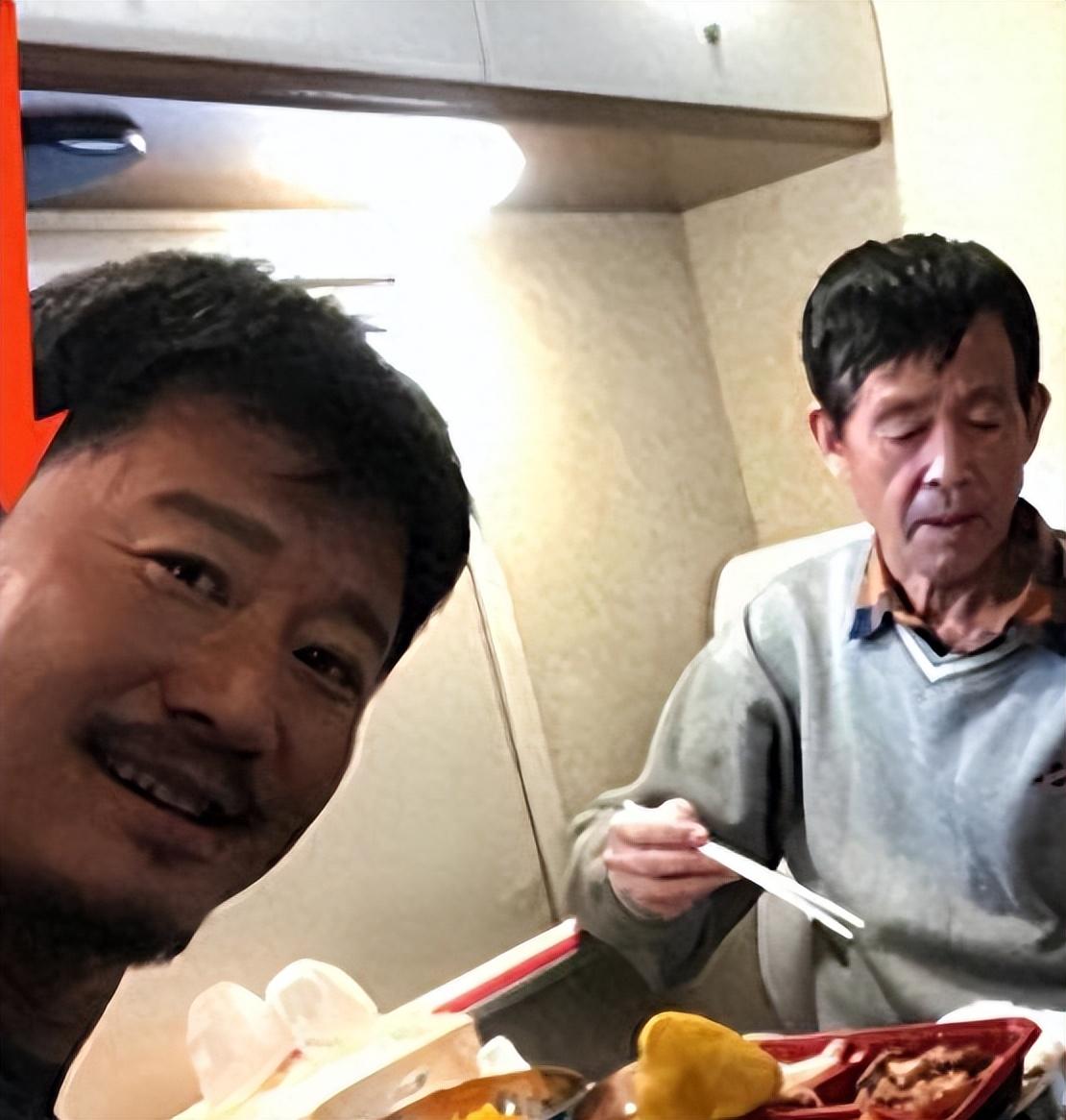 回顾吴京22岁到49岁从小鲜肉到百亿影帝铁血硬汉的艰辛之路