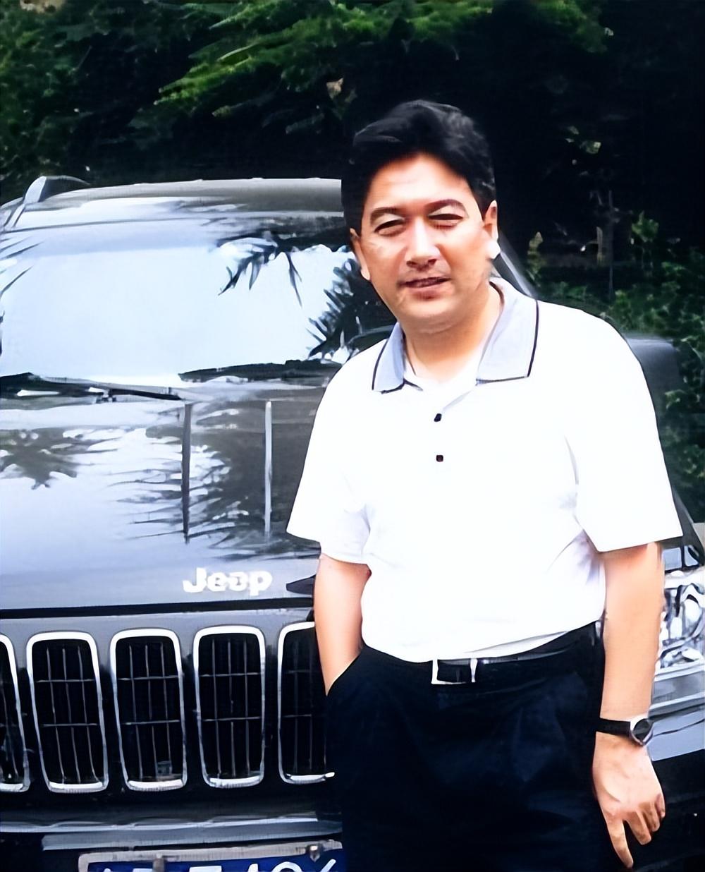 回顾央视水均益75岁智残哥哥今未婚他养了哥哥一辈子不离不弃