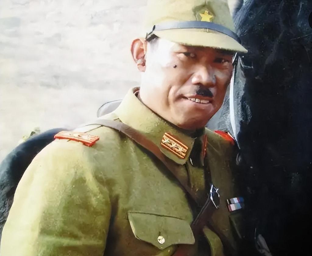 回顾演员杨清文饱尝生活酸甜苦辣因亮剑走红后不弃糟糠妻