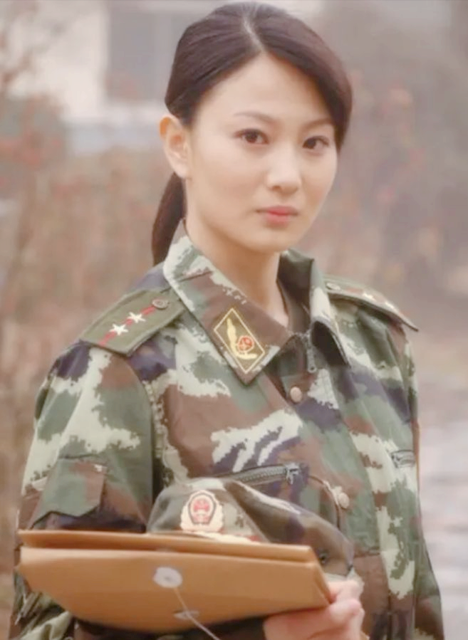 回顾演员侯梦莎曾因军旅剧走红低调嫁给同行丈夫今生活幸福