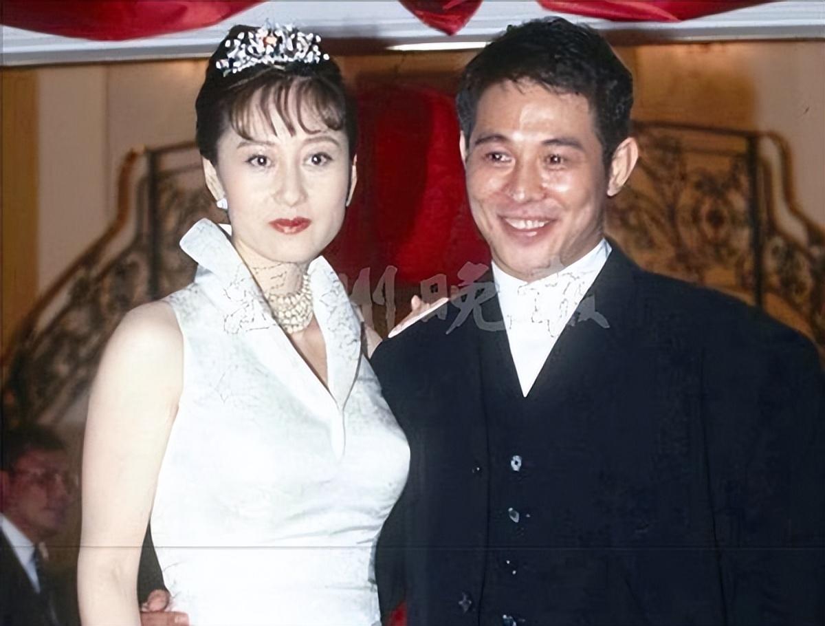 人间尤物利智被李连杰宠爱至今在风光的背后都是泪水