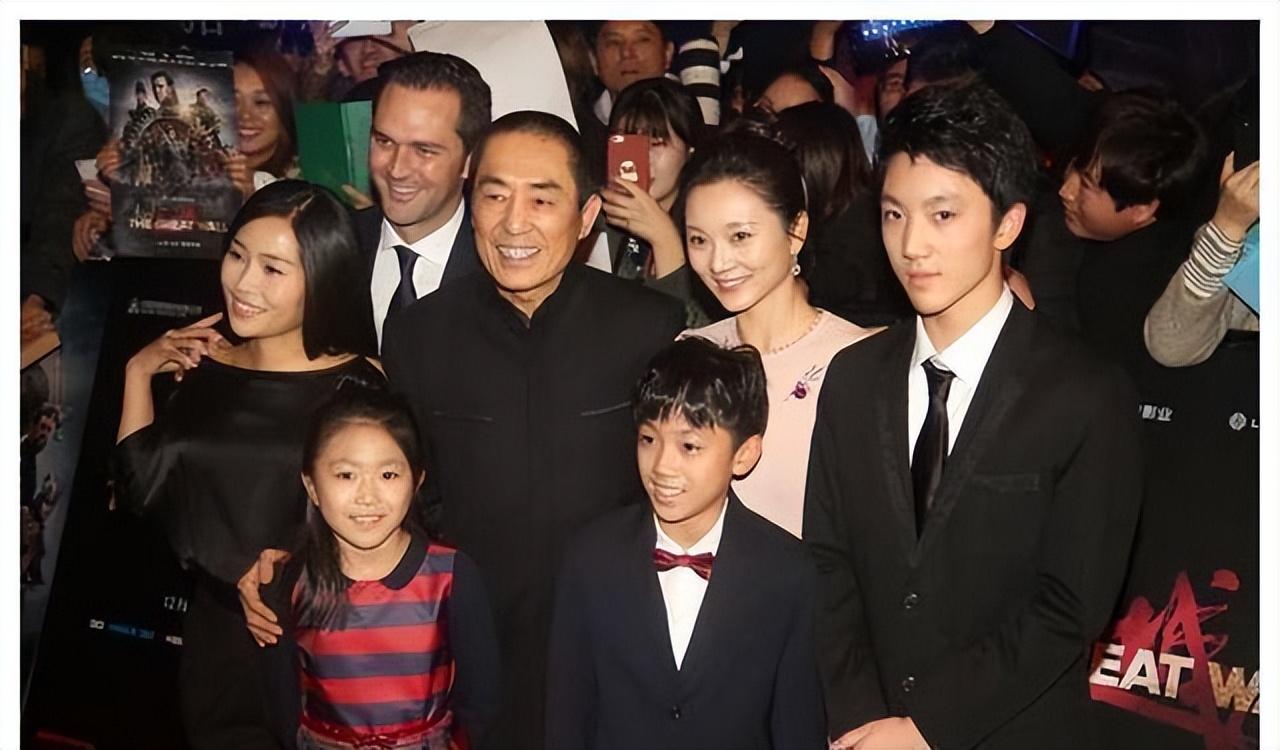 回顾张艺谋儿子张壹男我的妈妈是陈婷为何说我长得像巩俐阿姨