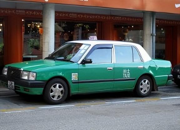 2001年澳洲一家三口陈尸别墅现场留奇怪涂鸦儿子成最大嫌疑人