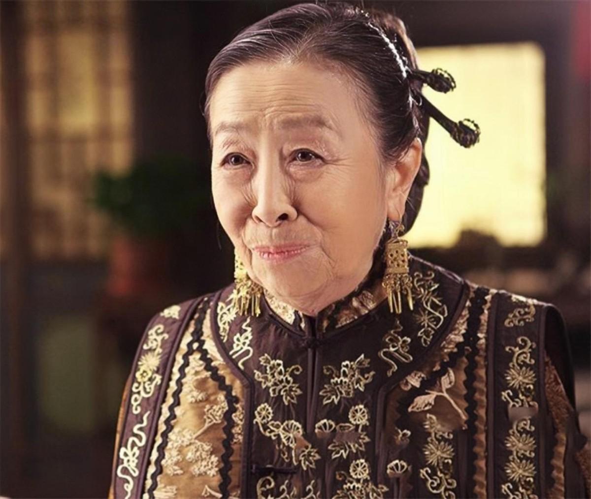 回顾张少华晚年的一场风波让她衰老10岁离世2年后家人仍有悲痛