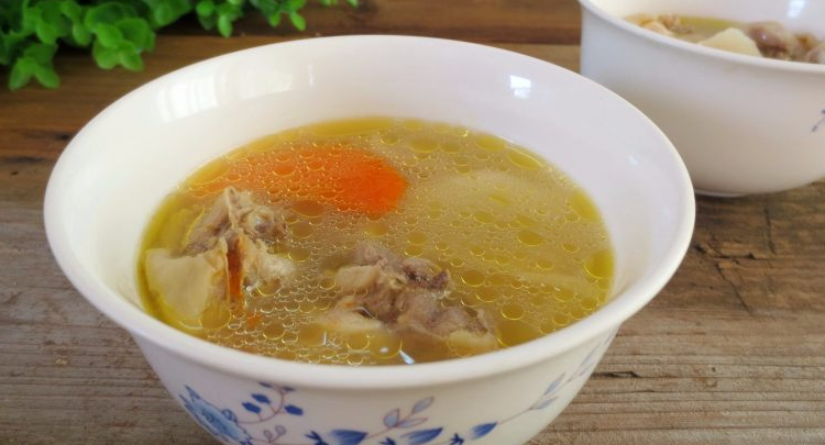 杀鸡时鸡肚里的黄油经常被丢掉现在才明白原来那是个宝