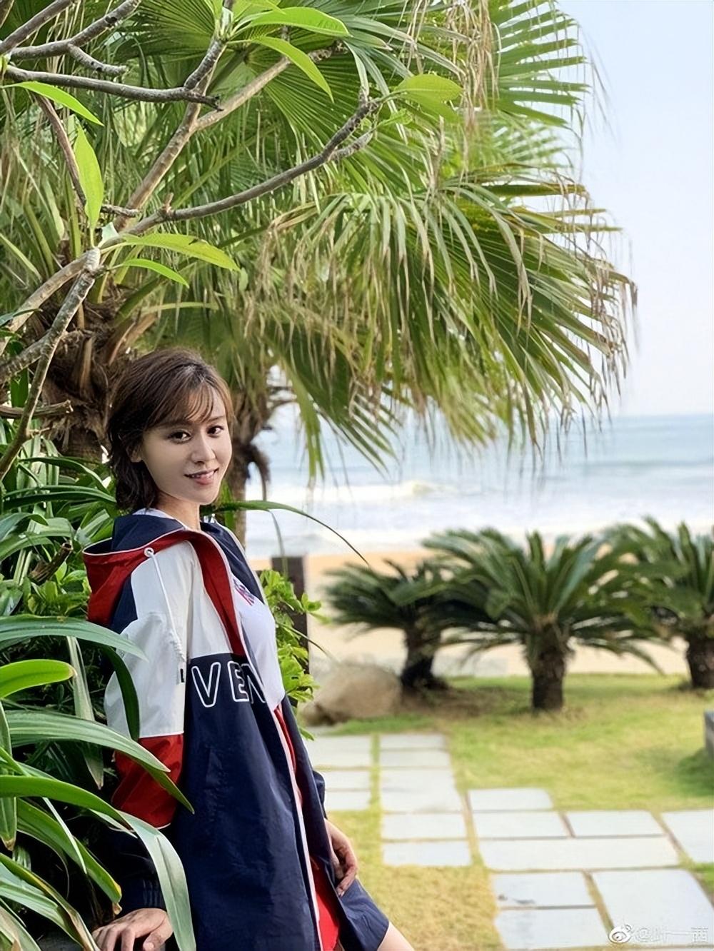 回顾叶一茜23岁嫁田亮结婚15年儿女双全是超女中清醒的一个