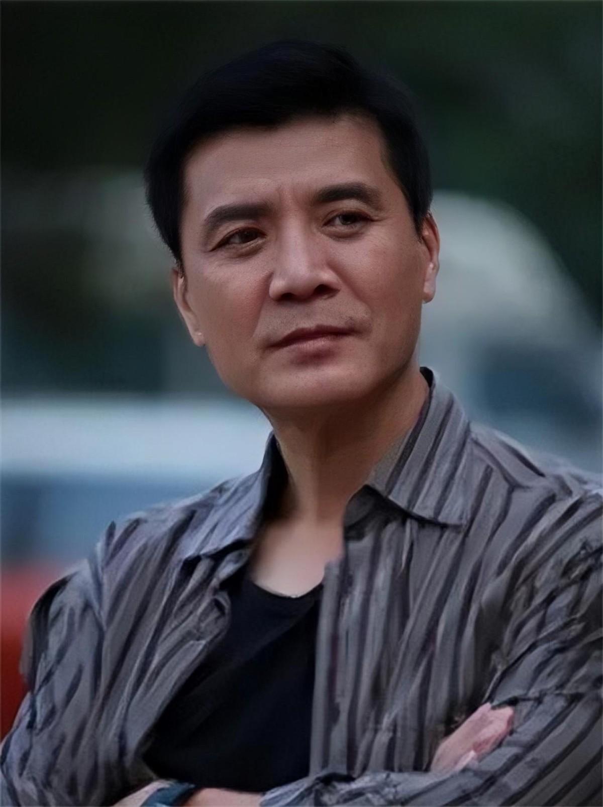 回顾刘之冰:与茹萍恩爱24年,支持继女奚望离婚,不让继女受委屈