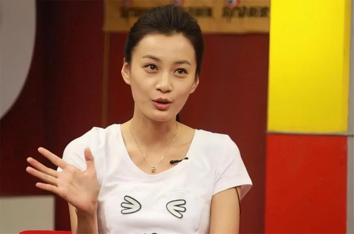 回顾演员徐梵溪长得漂亮戏也好为人低调不张扬追求平淡生活