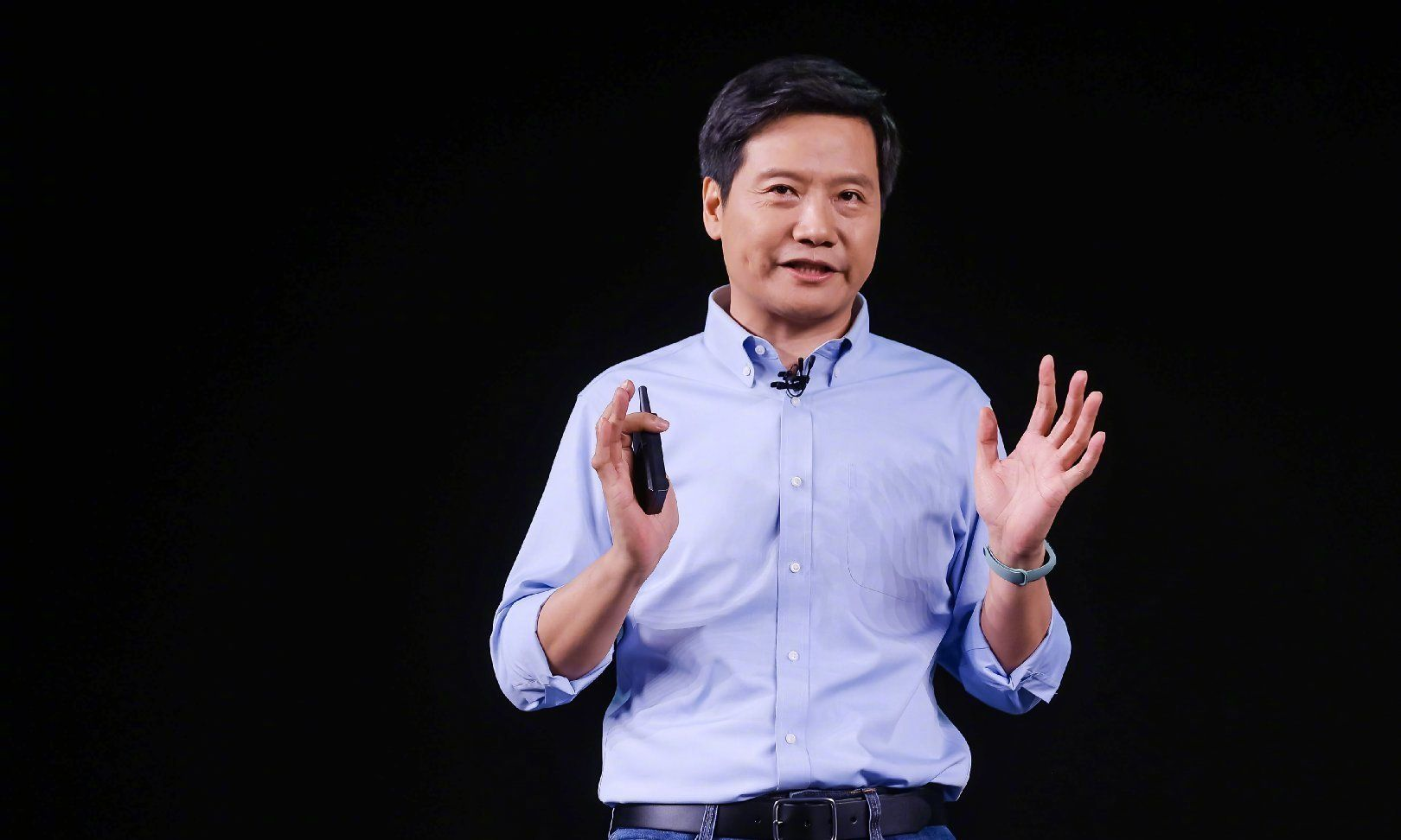 小米su7是50万内最好?雷军太谦虚了,学下余承东!