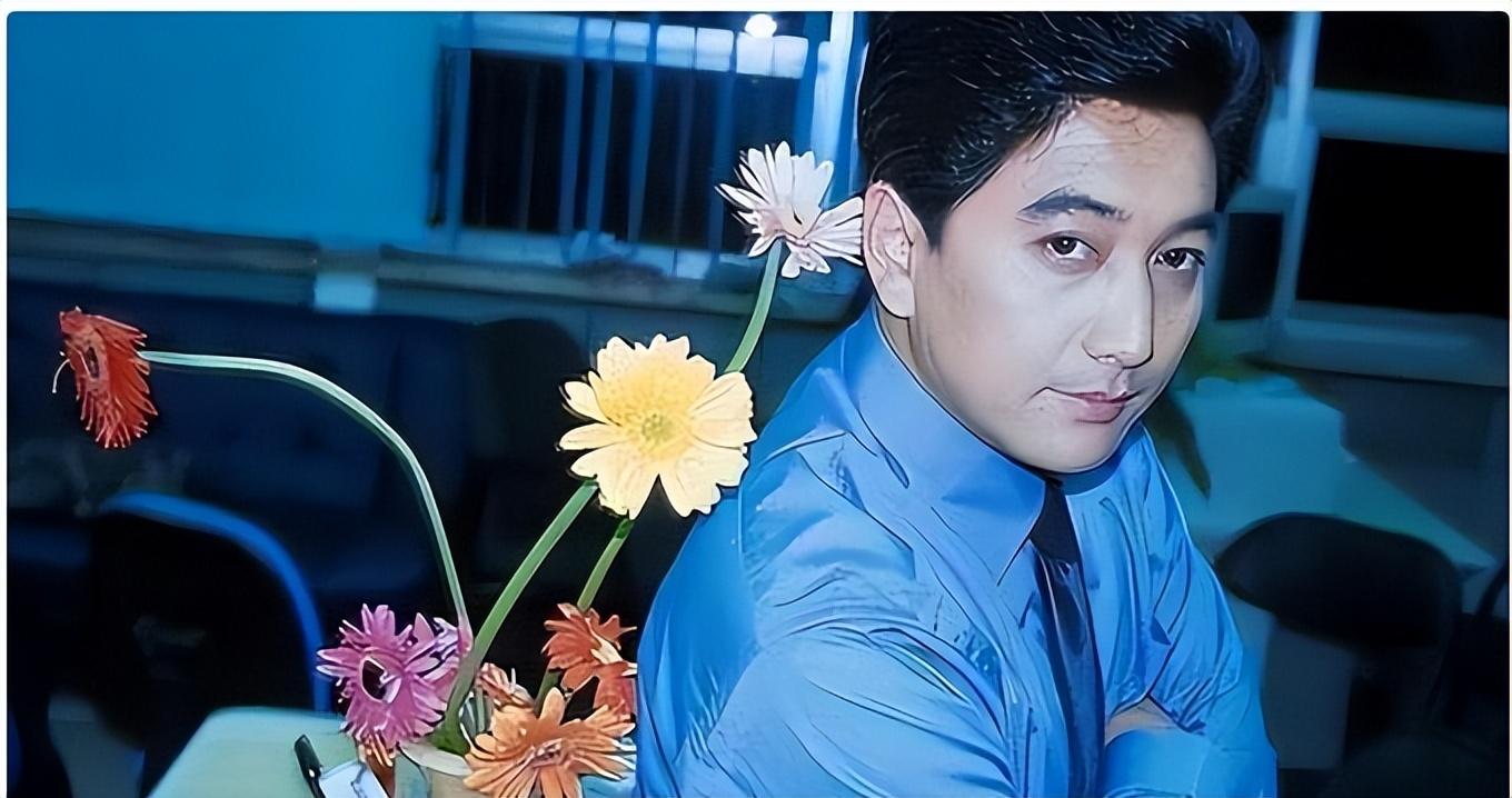 回顾水均益74岁智残哥哥至今未婚他养了哥哥一辈子不离不弃