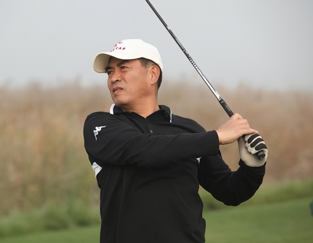 回顾老干部廖京生二婚娶了何睛为妻如今他的婚姻状况如何