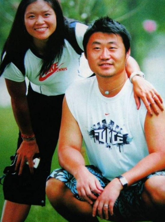 回顾冠军李娜在家不做饭不叫爸妈却被老公宠成宝为什么