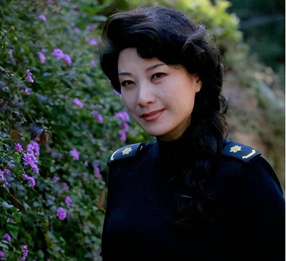 回顾国家一级演员王静凭借周秀丽走红出道至今0绯闻