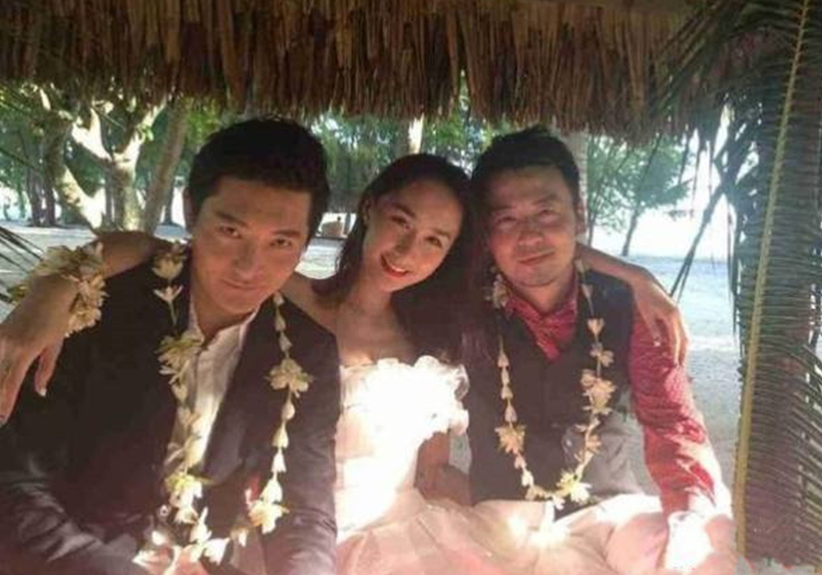 回顾雷佳音和大学同学裸婚婚后住10平米出租屋现在怎么样了