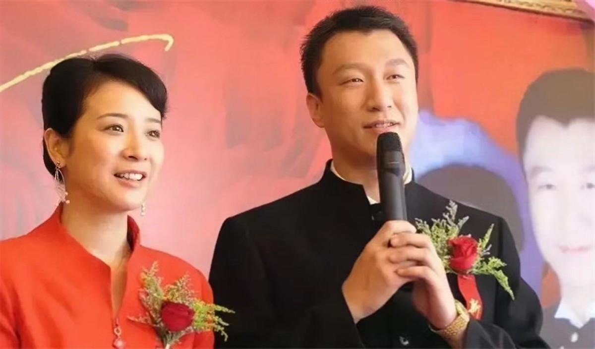 2007年,凭借《半路夫妻》获得春燕奖"双十佳奖".