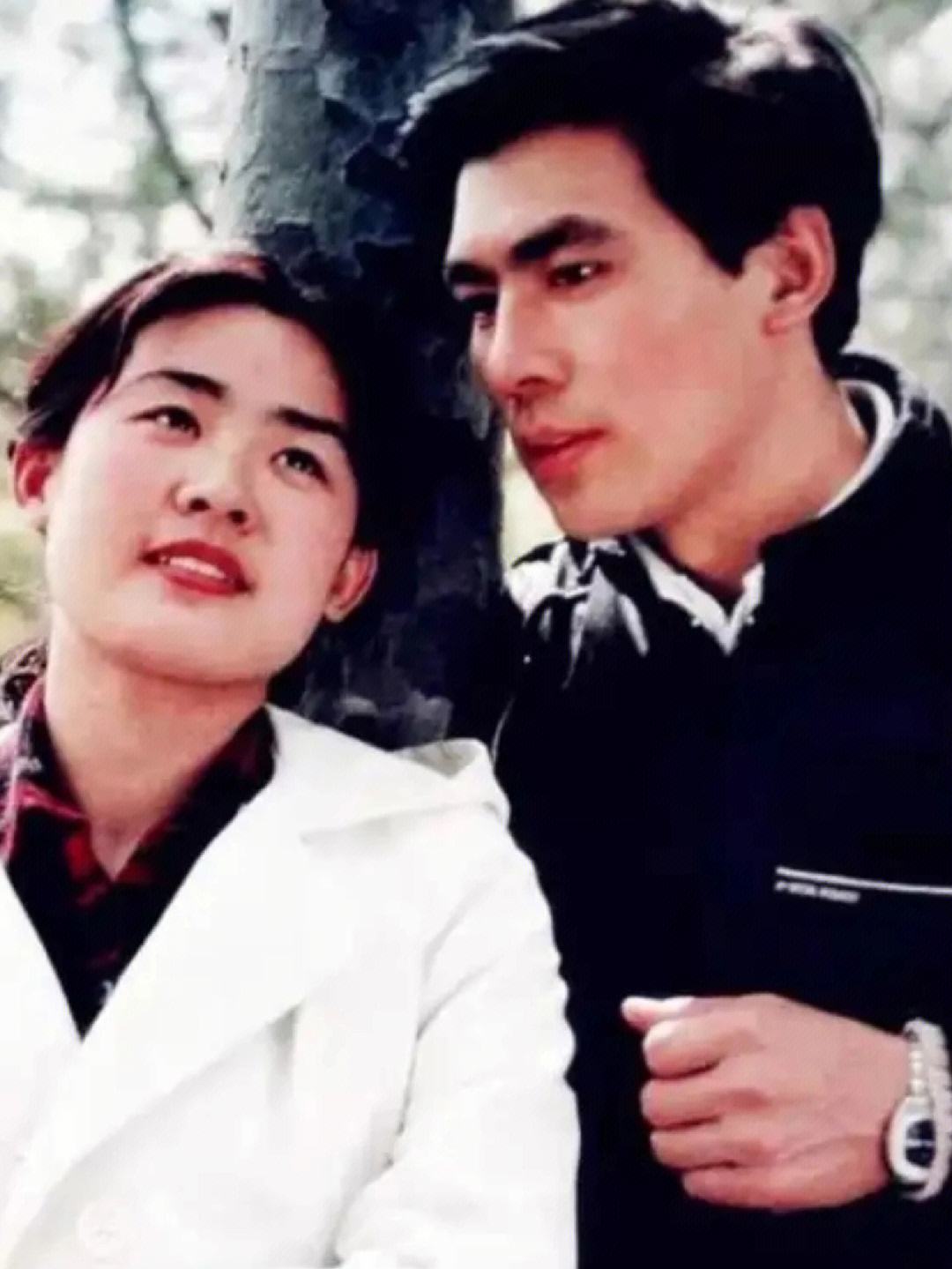 回顾丛珊嫁法国人后离婚带着儿子嫁导演60岁婚姻很幸福