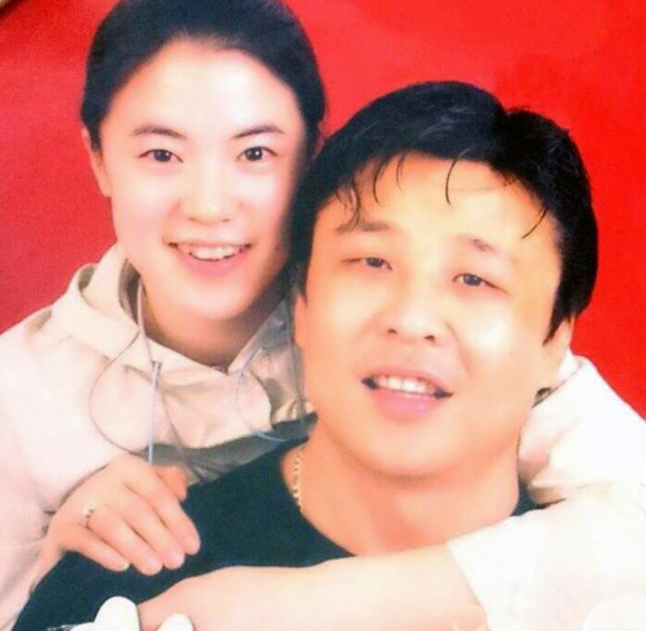 回顾冠军王楠嫁富商老公婚后查出癌症丈夫的做法让人泪目