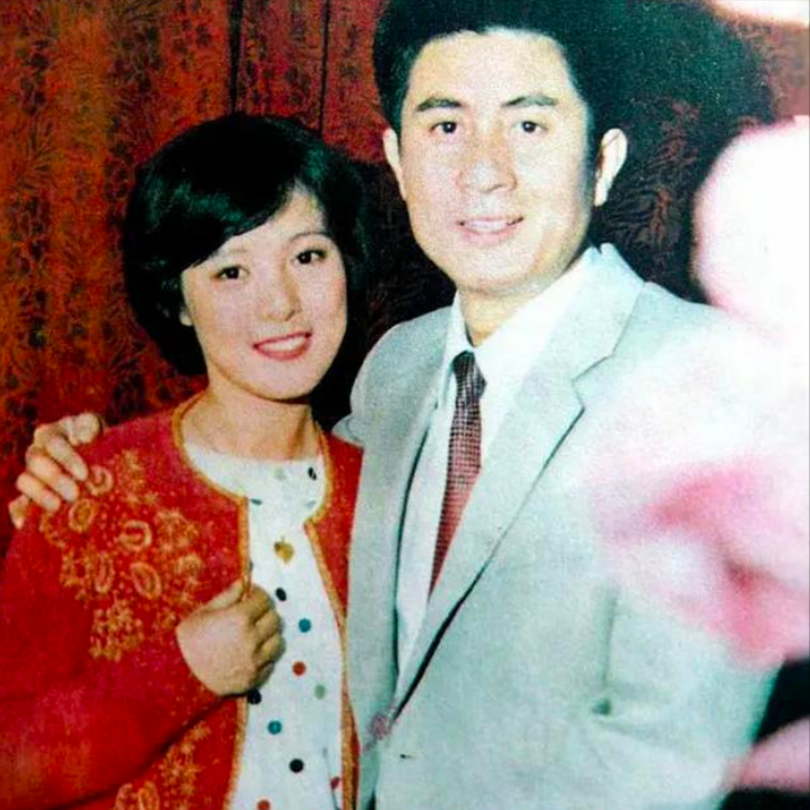 回顾郭凯敏与相伴6年的张芝华离婚后娶尤勇前妻终收获幸福